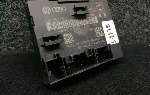Audi A7 S7 4G Keyless (KESSY) go control unit/module 4G8959795J