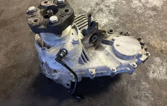 BMW X5 E70 Gearbox transfer box case ATC700