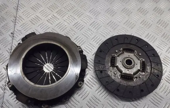Nissan Almera Tino Clutch set kit