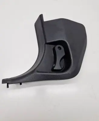 Foot area side trim