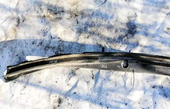 Honda FR-V Wiper trim 74200sjd0000 74200-sjd-0000