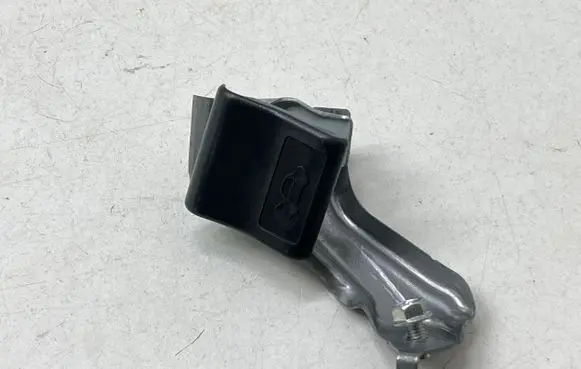 Subaru Crosstrek III Engine bonnet (hood) release handle