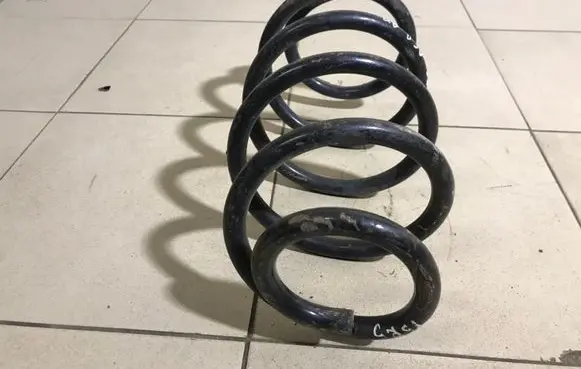 Volkswagen Transporter - Caravelle T5 Front coil spring