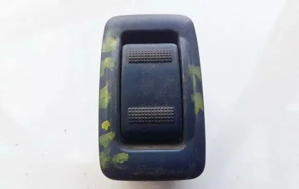 Mazda 626 Electric window control switch B8HD9565 B8H-D95-65