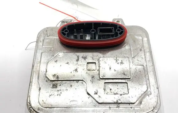 Opel Insignia A Voltage converter/converter module 5DV009720-00