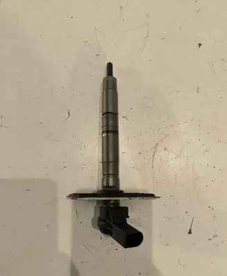 Volkswagen Golf V Fuel injector 03L130277 08042905012 0445116030