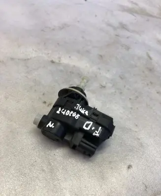 Nissan Juke II F16 Headlight level adjustment motor 92003255