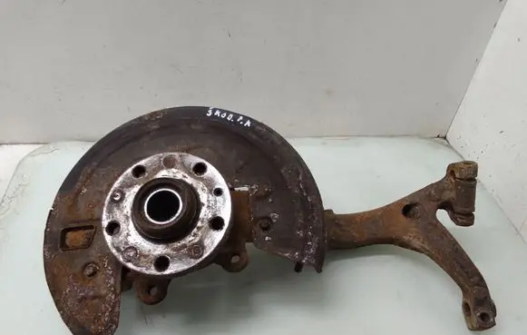 Skoda Superb B5 (3U) Front wheel hub spindle knuckle 