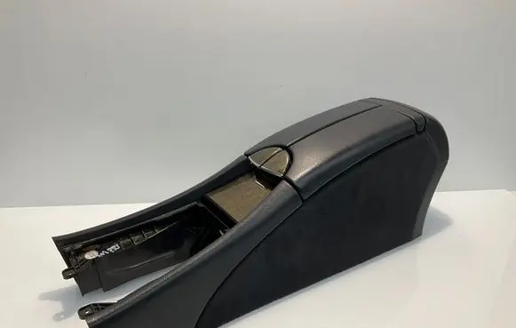 Mercedes-Benz E W211 Armrest 