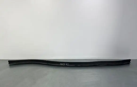 Audi Q7 4M Engine compartment rubber 4M0823723