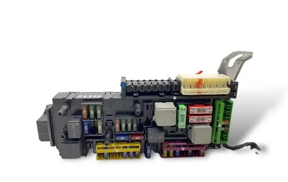 Mercedes-Benz E W212 Fuse module 168298