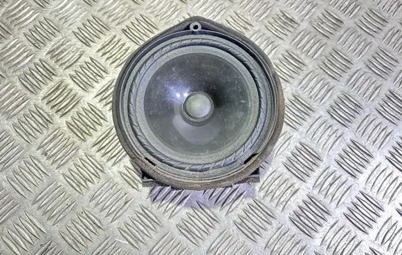 Honda CR-V Front door speaker EAS16P688A