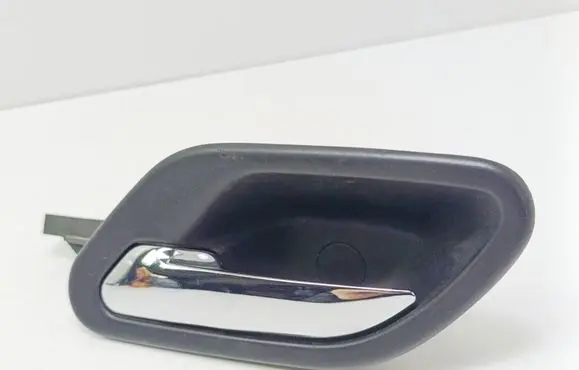BMW 5 E39 Rear door interior handle 8226049