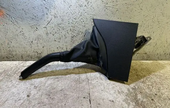 Volvo V40 Hand brake release handle 31381647 15111