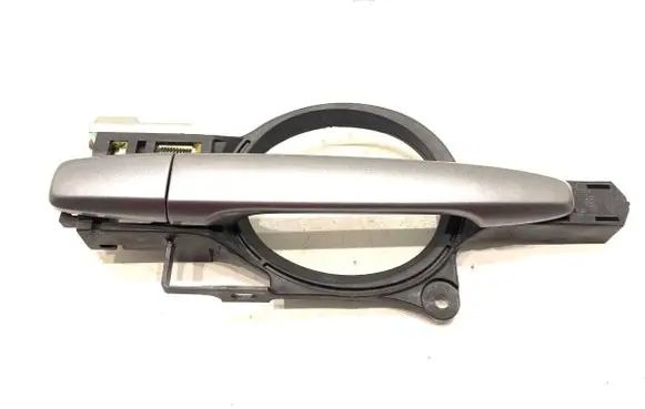 Mitsubishi Outlander Front door exterior handle 