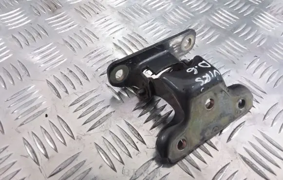 Land Rover Discovery Rear door upper hinge