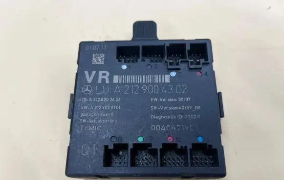 Mercedes-Benz E W212 Door control unit/module A2129004302 A2129028101