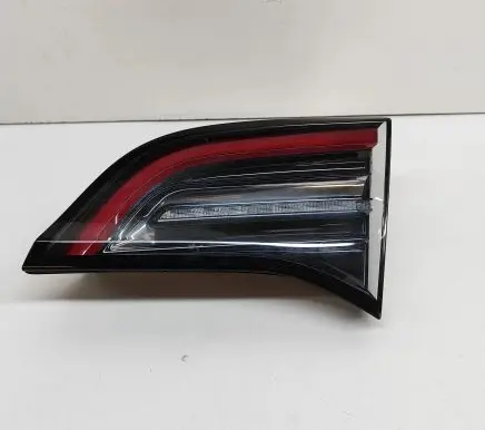 Tesla Model Y Tailgate rear/tail lights 150208900B