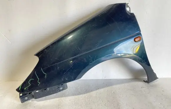 Renault Megane I Fender