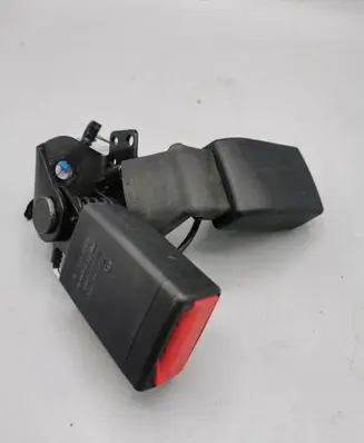Mercedes-Benz CLA C117 X117 W117 Middle seatbelt buckle (rear) A1768600469 A1768200204