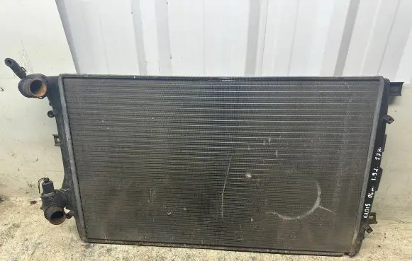 Volkswagen Caddy Coolant radiator