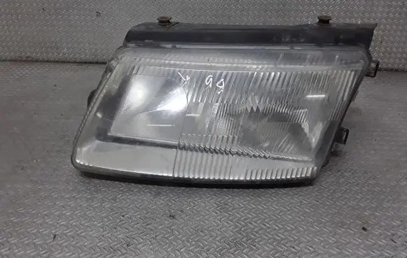 Volkswagen PASSAT B5 Headlight/headlamp 205080B