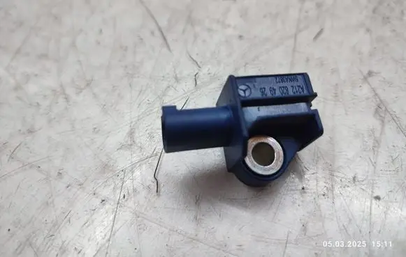 Mercedes-Benz C W204 Airbag deployment crash/impact sensor A2128204926
