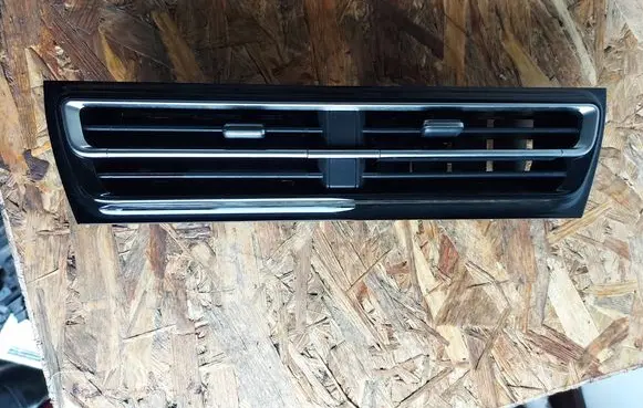 Citroen C5 Aircross Dash center air vent grill 9843691377