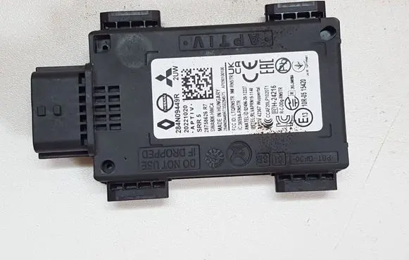 Nissan Qashqai J12 Distronic sensor radar 284N09449R