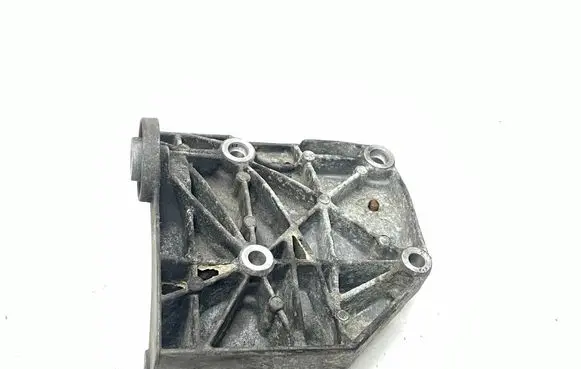 Jaguar XK8 - XKR Generator/alternator bracket LJA3890NA