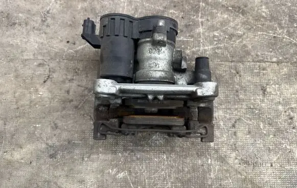Ford Focus Brake caliper pad carrier rear NX612D250BEB