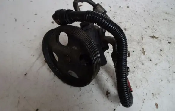 Ford Fiesta Air conditioning (A/C) compressor (pump)