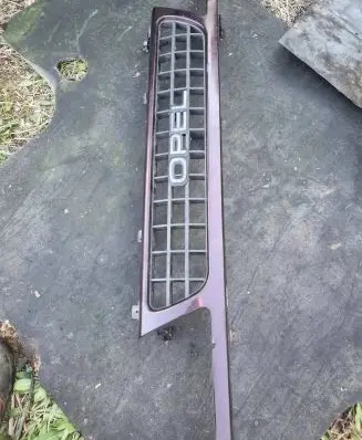 Opel Frontera A Front grill