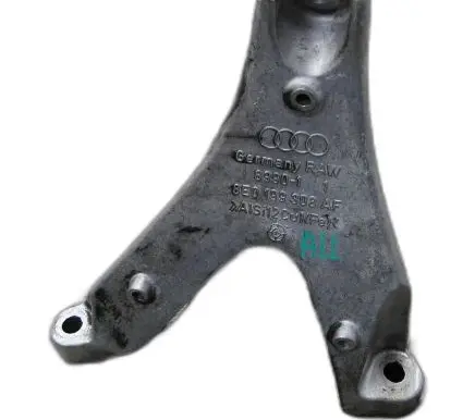 Volkswagen PASSAT B6 Engine mount bracket 8E0199308AF