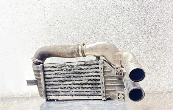 Opel Astra H Intercooler radiator 9129353 33629