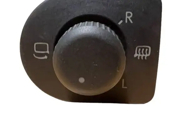 Volkswagen Golf IV Wing mirror switch 1J2959565E