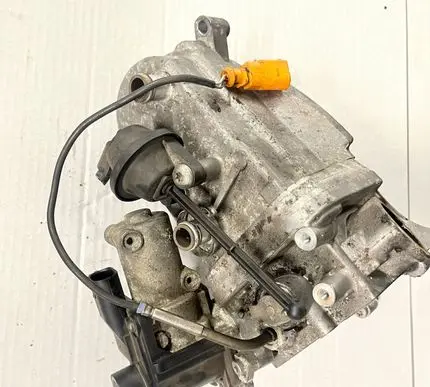 Audi A6 S6 C6 4F EGR valve 059131515R 1021600247