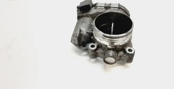 Volvo V70 Throttle valve 8692720