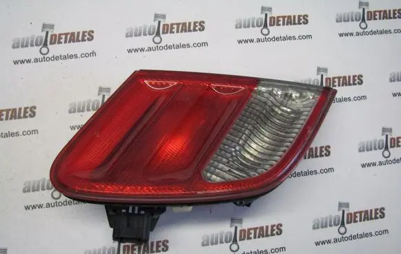 Mercedes-Benz E W210 Tailgate rear/tail lights A2108203964