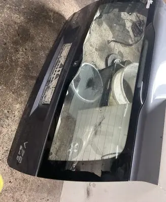 Volvo V70 Tailgate/trunk/boot lid