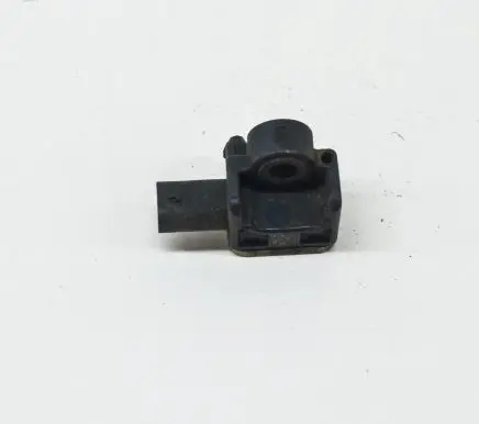Mercedes-Benz A W176 Airbag deployment crash/impact sensor A1668210151
