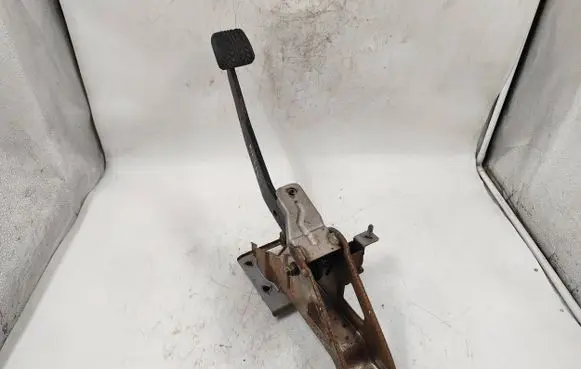 KIA Carnival Accelerator throttle pedal