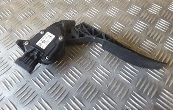 Opel Insignia A Accelerator throttle pedal 6PV00976507 13252702 GM13252702EA