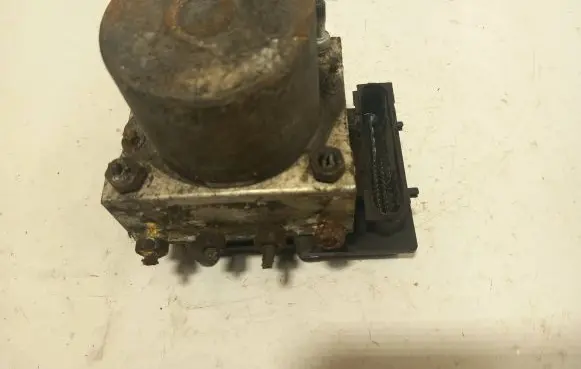 Nissan Primera ABS Pump 0265800308 28206200619