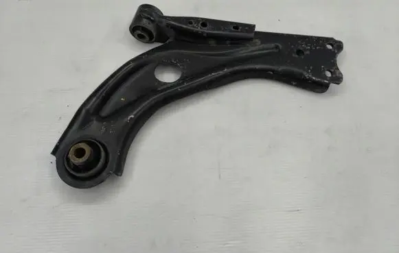 Peugeot 5008 II Front control arm 7BAA220200684G