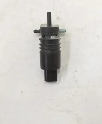 Volkswagen Touareg II Windscreen/windshield washer pump 1K6955651