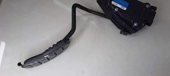 Renault Vel Satis Accelerator throttle pedal 8200004938 6PV00811916