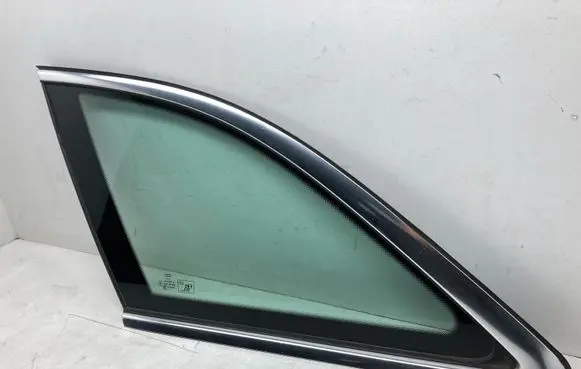 Audi A5 Rear side window 8W9845297F 547651