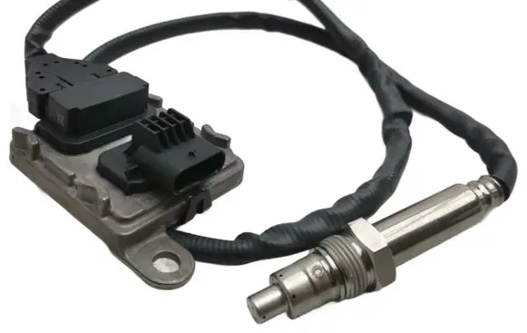 Mercedes-Benz X-class W470 Lambda probe sensor A000905780328