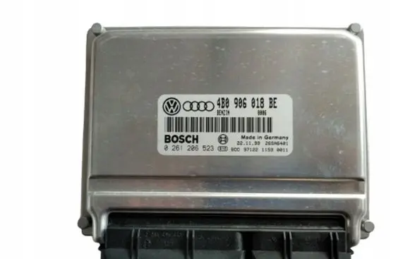Audi A4 S4 B5 8D Engine control unit/module 4B0906018BE
